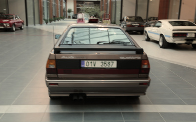 
                                                    img-Audi-8
                        